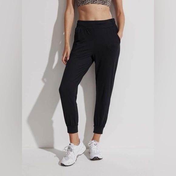 Varley Pants - Varley Siena Jogger Pants Black Fluid Stretch Jersey Casual Active Women’s XS